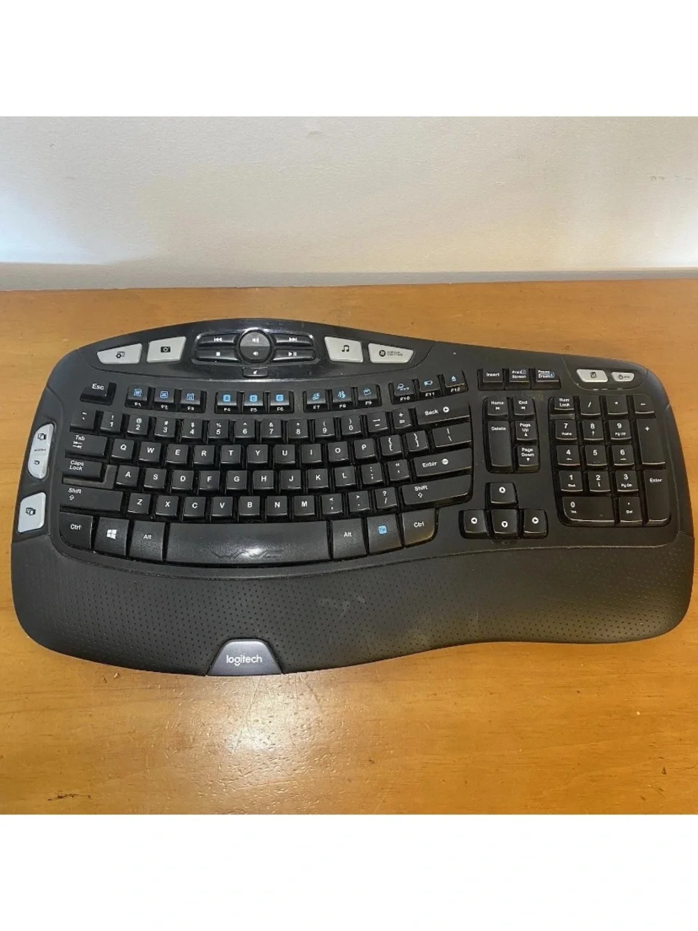 Logitech K350 Wave Wireless Keyboard Ergonomic Padded- No DONGLE/USB Connector